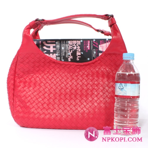 Bottega Veneta/ボッテガ・ヴェネタ  ラムスキン ショルダーバッグ フューシャピンク 125787V00166464 